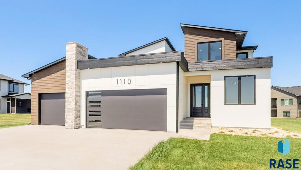 Dream home design & building by BH Construction in the Sioux Falls area.